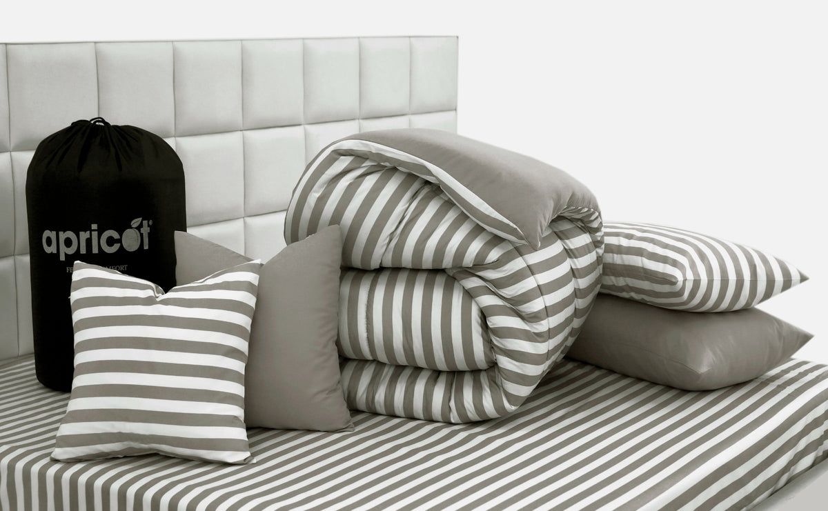 8 PCs Winter Razai Set- Beige Stripes