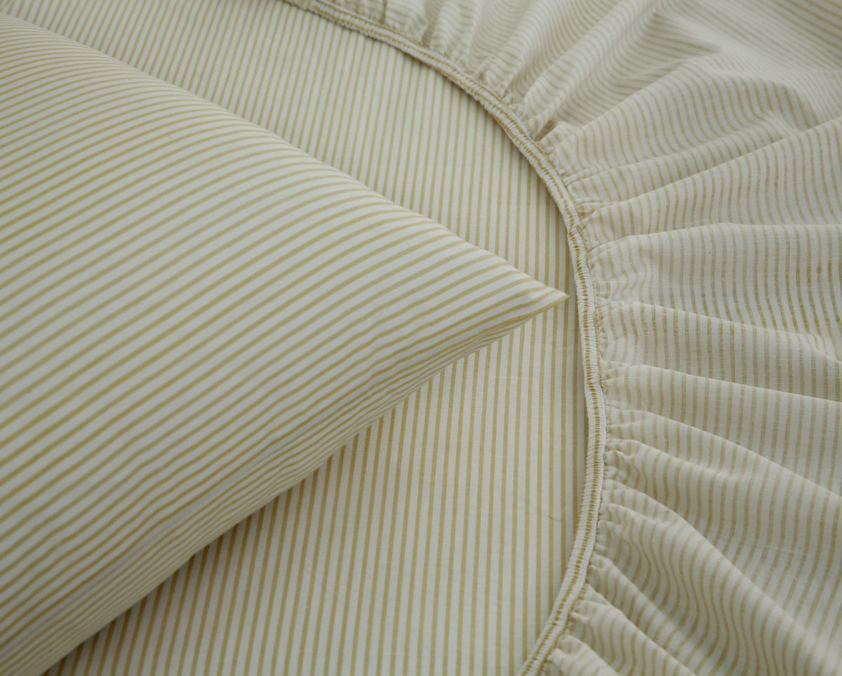 Fitted Bed Sheet- PFT0291