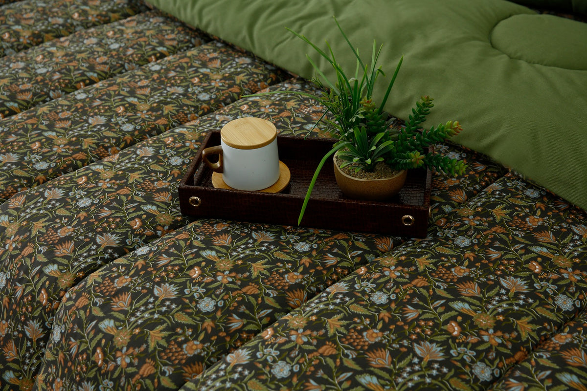 8 PCs Premium Winter Razai Set- Olive Grove