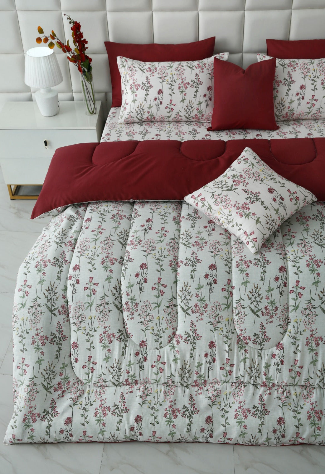 8 PCs Premium Winter Razai Set- Ruby Meadow Comforters Apricot