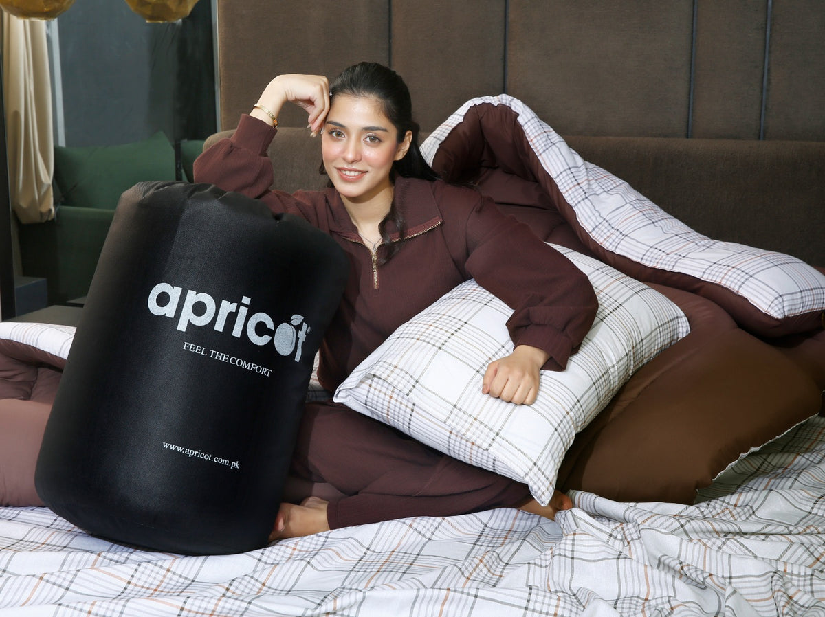 5 PCs Single Razai Set- Cocoa Check Comforters Apricot