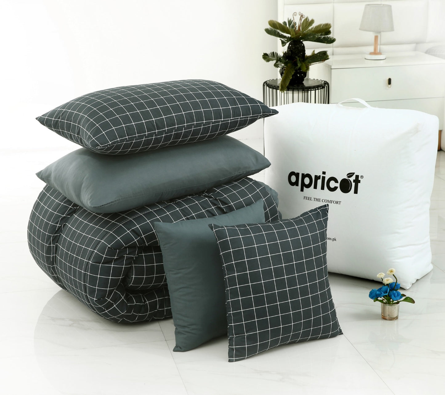 8 PCs Winter Comforter Set-Grey Check Comforters Apricot