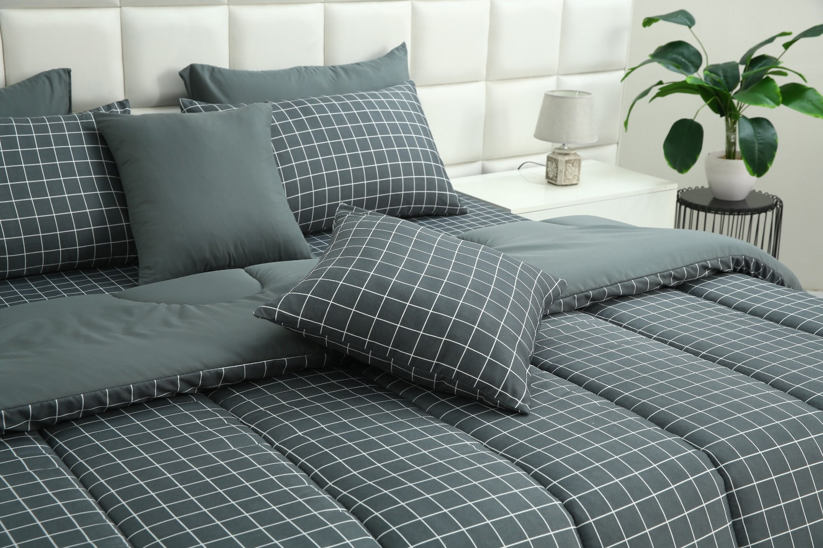 8 PCs Winter Comforter Set-Grey Check Comforters Apricot