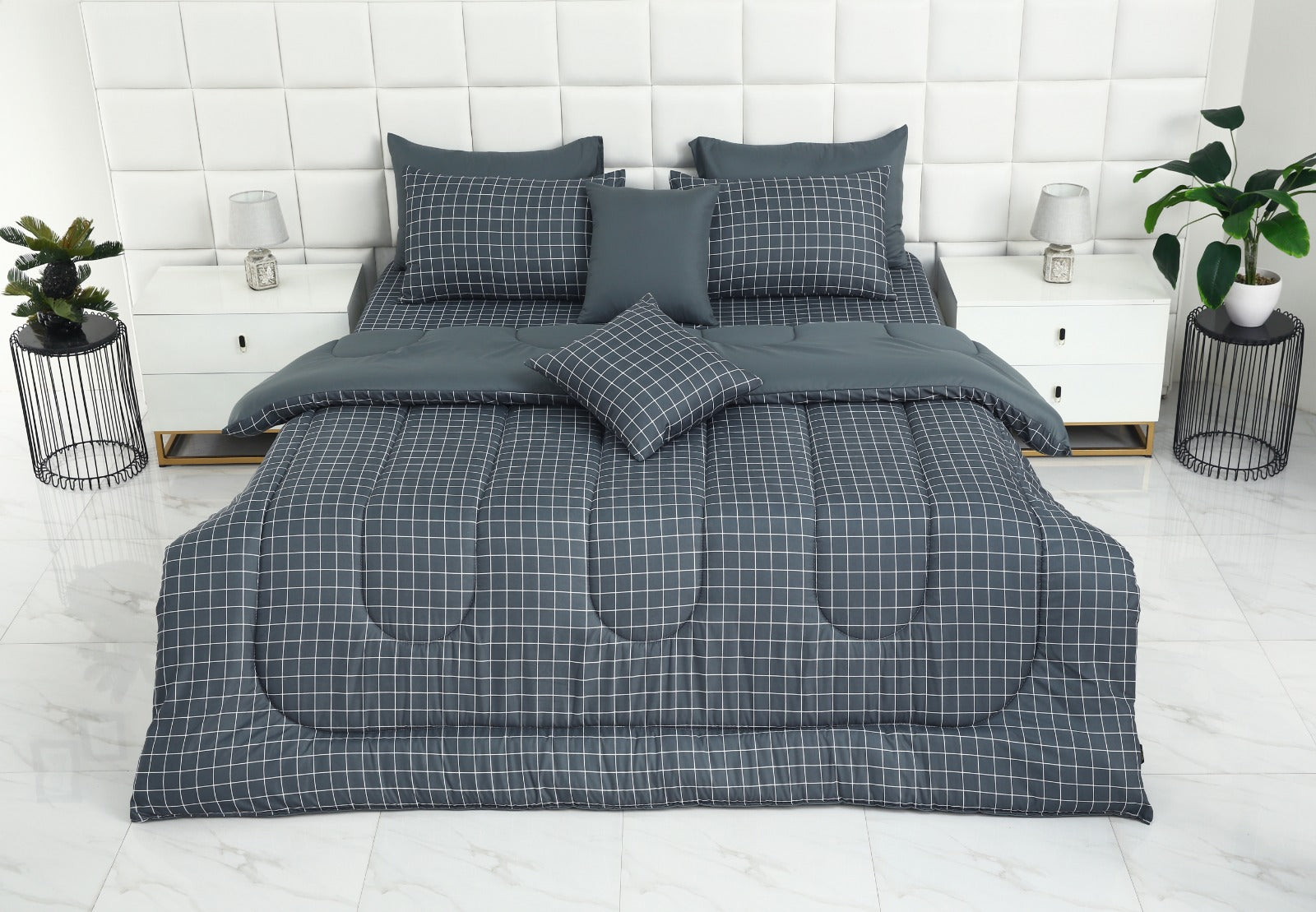 8 PCs Winter Comforter Set-Grey Check Comforters Apricot