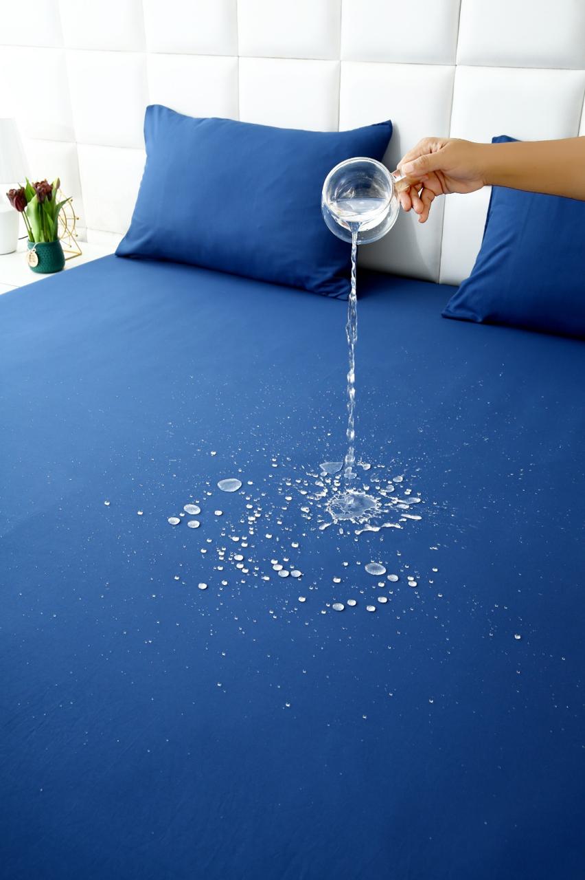 100% Water Replant Fitted Sheet-Blue