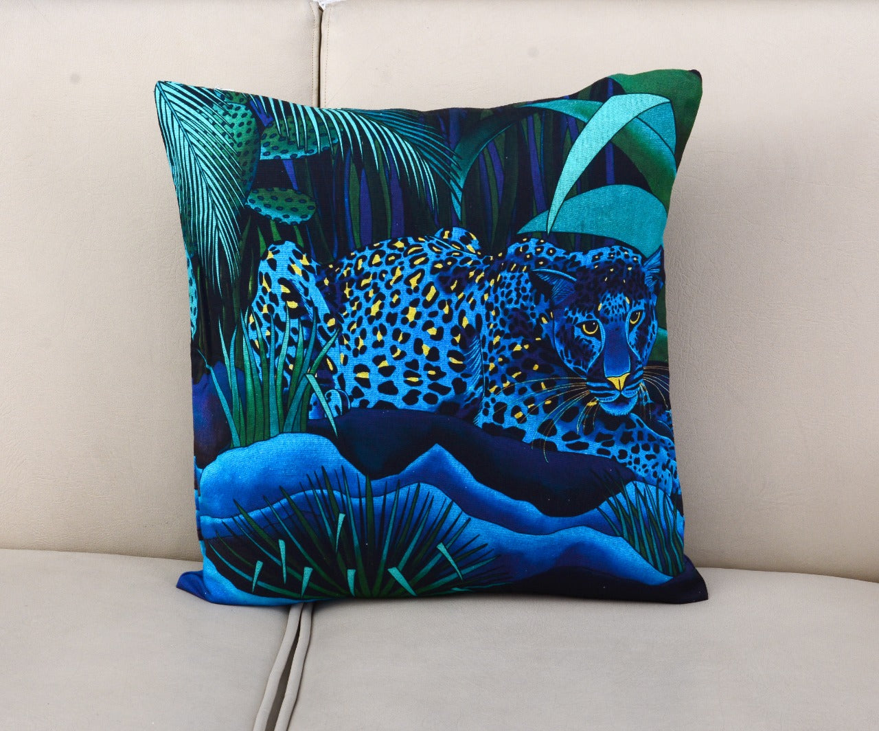 6 PCs Leopards Digital Printed Duck Cushions Apricot